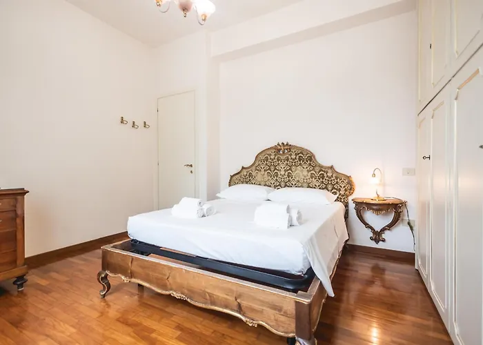 Royale Melody - Near The Historical Centre Of