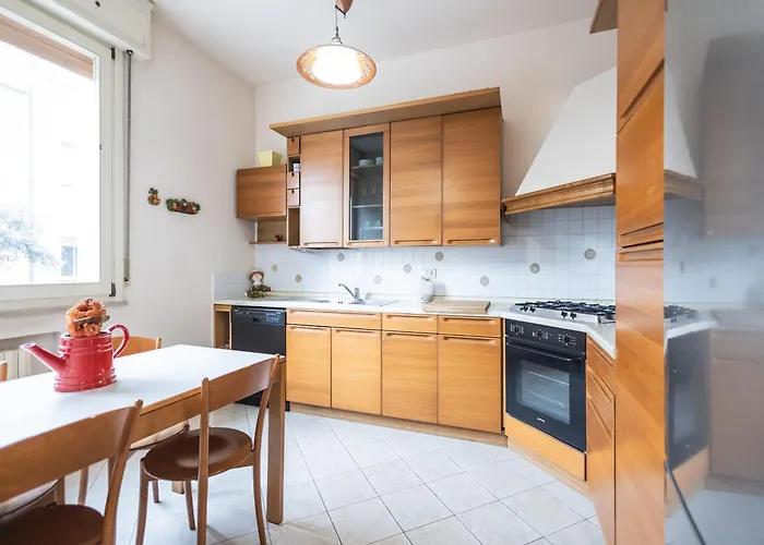 Royale Melody - Near The Historical Centre Of Apartmán Ravenna