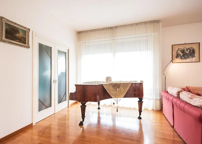 Royale Melody - Near The Historical Centre Of Apartmán Ravenna